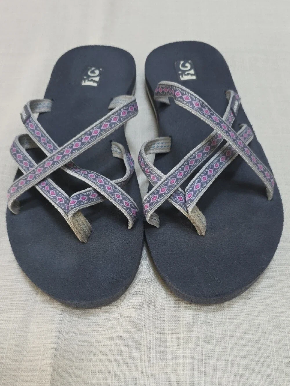 Teva Oloowahu Women's Gray Strappy Sandals with Pink Accent